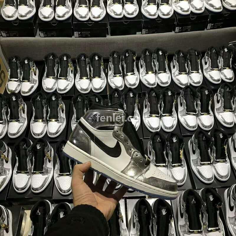 潮牌板鞋产品有货源(潮牌鞋子货源)